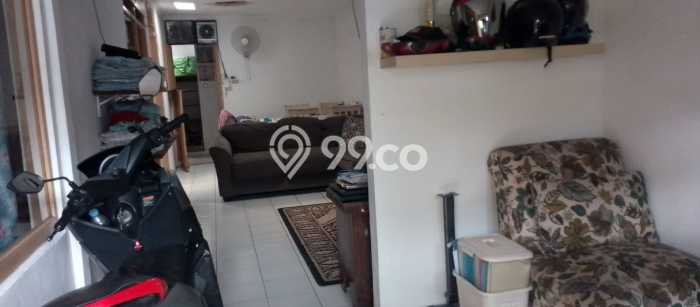 Dijual Rumah 2 Kamar Lokasi Ideal Nyaman dan Strategis di Karawaci Dijual Rumah 2 Kamar Lokasi Ideal Nyaman dan Strategis di Karawaci
