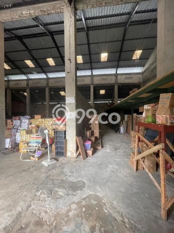 Gudang Dijual Lokasi Emas di Kasihan Luas 675m2 Gudang Dijual Lokasi Emas di Kasihan Luas 675m2