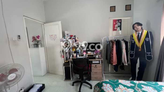 DIJUAL CEPAT! Rumah Asri area Depok, Sleman, Luas 130m2m² LB 100m2m² Bisa Nego! DIJUAL CEPAT! Rumah Asri area Depok, Sleman, Luas 130m2m² LB 100m2m² Bisa Nego!