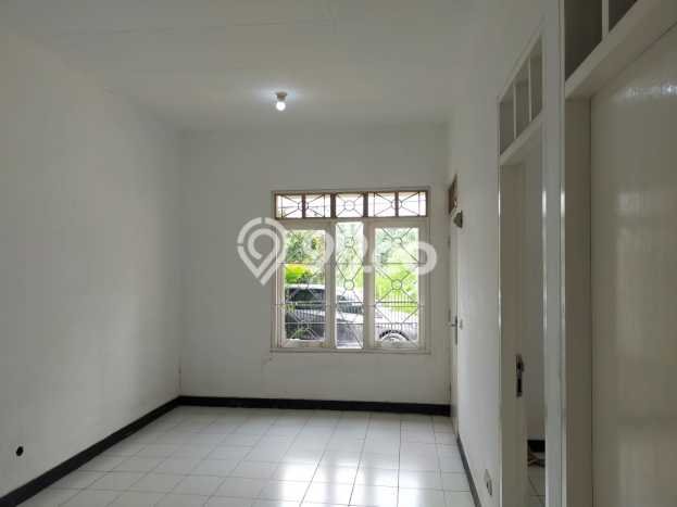 Rumah Modern 2 KT di BSD Nusaloka Tangerang Unfurnished Rumah Modern 2 KT di BSD Nusaloka Tangerang Unfurnished