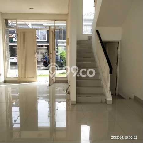 Rumah Elit Modern Siap Huni di BSD Residence One Tangerang Rumah Elit Modern Siap Huni di BSD Residence One Tangerang