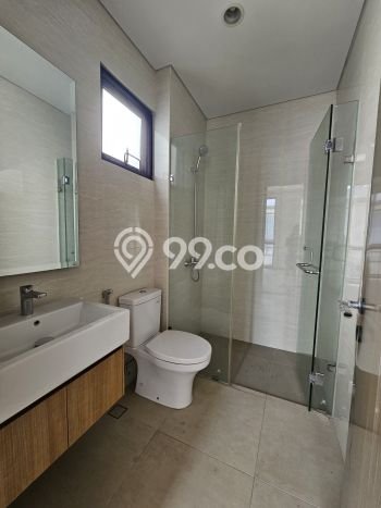 Dijual Rumah Luas Megah Dengan View Eksklusif di Gading Serpong, Tangerang Dijual Rumah Luas Megah Dengan View Eksklusif di Gading Serpong, Tangerang