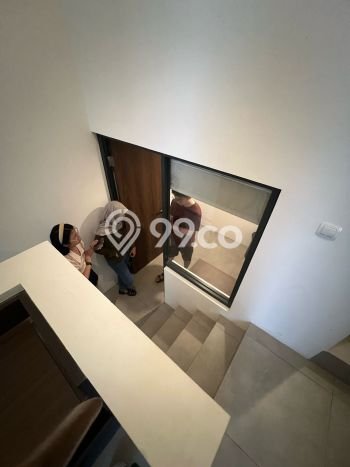 Rumah Modern 3 KT di BSD City Tangerang Full Furnished Rumah Modern 3 KT di BSD City Tangerang Full Furnished