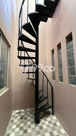 Dijual Rumah Mewah Megah Dengan View Eksklusif di Gading Serpong, Tangerang Dijual Rumah Mewah Megah Dengan View Eksklusif di Gading Serpong, Tangerang