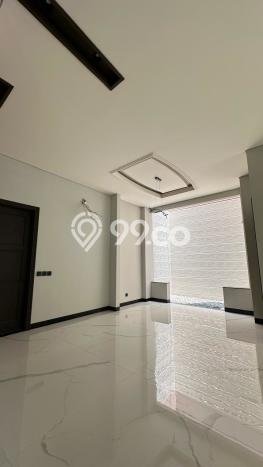 Dijual Rumah Mewah Megah Dengan View Eksklusif di Gading Serpong, Tangerang Dijual Rumah Mewah Megah Dengan View Eksklusif di Gading Serpong, Tangerang