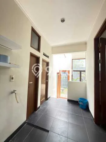 Jarang Ada! Rumah Kontrakan 4 Kamar Nyaman Siap Huni BSD Jarang Ada! Rumah Kontrakan 4 Kamar Nyaman Siap Huni BSD
