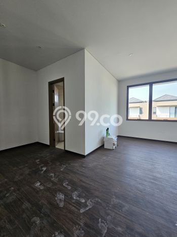 Dijual Rumah Luas Megah Dengan View Eksklusif di Gading Serpong, Tangerang Dijual Rumah Luas Megah Dengan View Eksklusif di Gading Serpong, Tangerang