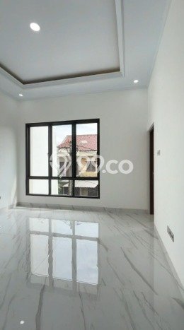 Hunian Mewah LB 177m2 Siap Pakai Desain Elegan di Meruya, Jakarta Barat Hunian Mewah LB 177m2 Siap Pakai Desain Elegan di Meruya, Jakarta Barat