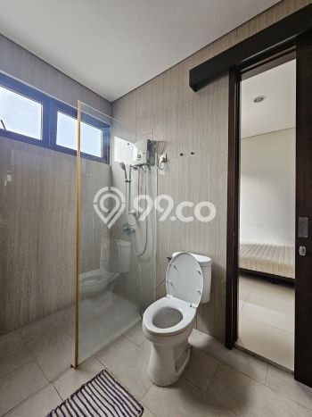 Ready to Use! Premium House LT 250m2 Desain Elegan di BSD Green Wich Ready to Use! Premium House LT 250m2 Desain Elegan di BSD Green Wich