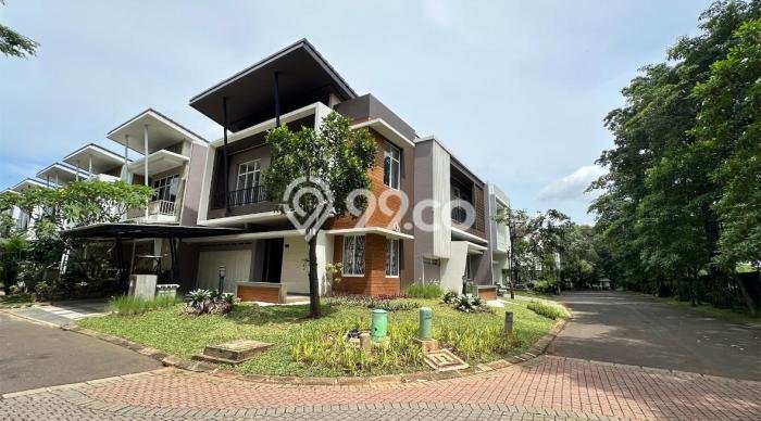 Dijual Rumah Mewah Megah Dengan View Eksklusif di Gading Serpong, Tangerang Dijual Rumah Mewah Megah Dengan View Eksklusif di Gading Serpong, Tangerang