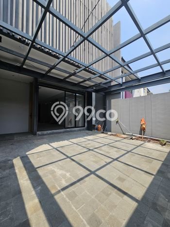Rumah Elit Modern Tanpa Renovasi di Gading Serpong Tangerang Rumah Elit Modern Tanpa Renovasi di Gading Serpong Tangerang