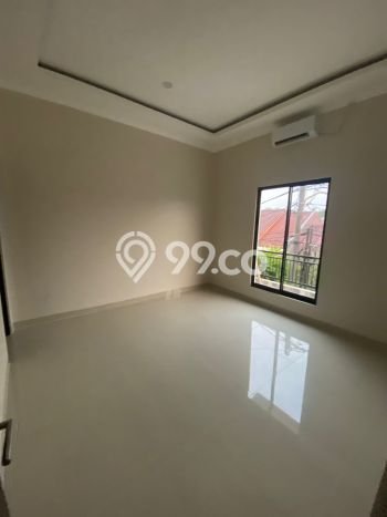 Dijual Hunian Rumah Terawat 4 KT di Serpong Regency Melati Mas, Tangerang Selatan Dijual Hunian Rumah Terawat 4 KT di Serpong Regency Melati Mas, Tangerang Selatan