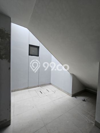 Dijual Rumah Luas Megah Dengan View Eksklusif di Gading Serpong, Tangerang Dijual Rumah Luas Megah Dengan View Eksklusif di Gading Serpong, Tangerang
