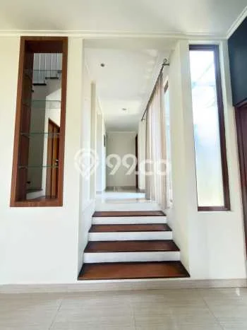 Jarang Ada! Rumah Kontrakan 4 Kamar Nyaman Siap Huni BSD Jarang Ada! Rumah Kontrakan 4 Kamar Nyaman Siap Huni BSD