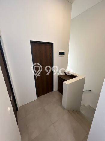 Rumah Modern 3 KT di BSD City Tangerang Full Furnished Rumah Modern 3 KT di BSD City Tangerang Full Furnished