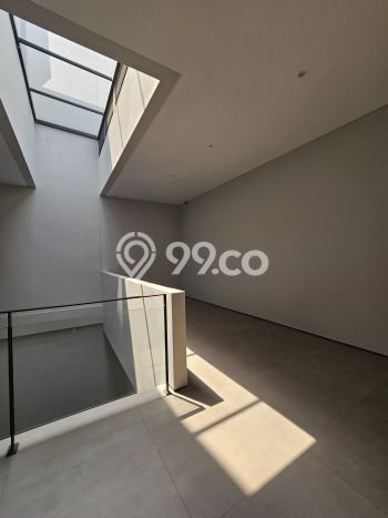 Rumah Elit Modern Tanpa Renovasi di Gading Serpong Tangerang Rumah Elit Modern Tanpa Renovasi di Gading Serpong Tangerang