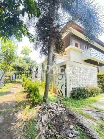 Jarang Ada! Rumah Kontrakan 4 Kamar Nyaman Siap Huni BSD Jarang Ada! Rumah Kontrakan 4 Kamar Nyaman Siap Huni BSD