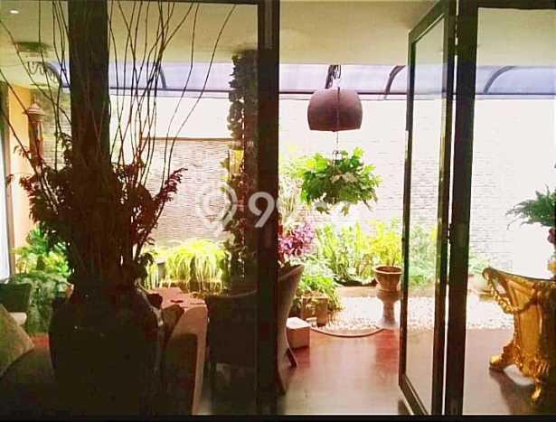 Rumah Elit Modern Siap Huni di Bintaro Tangerang Selatan Rumah Elit Modern Siap Huni di Bintaro Tangerang Selatan