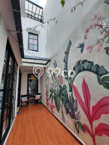 Rumah Luas Asri 4 KT Siap Pakai di Graha Raya Bintaro Tangerang Selatan Rumah Luas Asri 4 KT Siap Pakai di Graha Raya Bintaro Tangerang Selatan