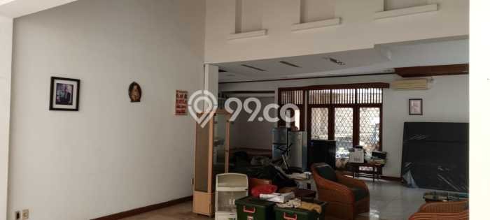 For Sale! Luxury House LT 450m2 Desain Elegan di Jaka Permai For Sale! Luxury House LT 450m2 Desain Elegan di Jaka Permai