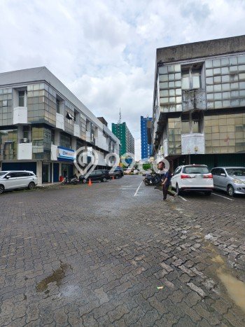 Dijual! Ruko di Kayuringin Jaya Bekasi LT 114m2 / LB 300m2 Kawasan Strategis Dijual! Ruko di Kayuringin Jaya Bekasi LT 114m2 / LB 300m2 Kawasan Strategis
