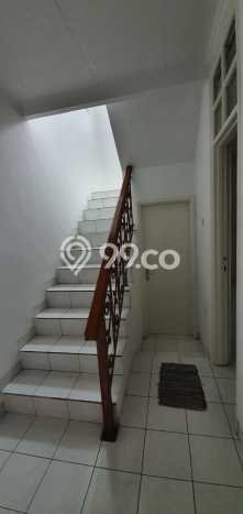 Rumah Asri di Lippo Cikarang, 5 KT, Lingkungan Tenang, LT 407m2m² LB 225m2m² Rumah Asri di Lippo Cikarang, 5 KT, Lingkungan Tenang, LT 407m2m² LB 225m2m²