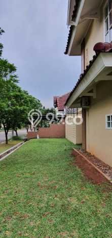 Rumah Asri di Lippo Cikarang, 5 KT, Lingkungan Tenang, LT 407m2m² LB 225m2m² Rumah Asri di Lippo Cikarang, 5 KT, Lingkungan Tenang, LT 407m2m² LB 225m2m²