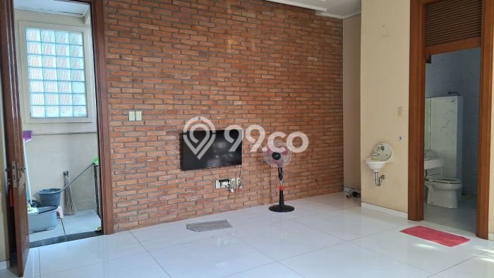 Rumah kawasan Semarang Selatan, Dekat Pusat Kota, 4 KM, Luas 146m² Bangunan 300m² Rumah kawasan Semarang Selatan, Dekat Pusat Kota, 4 KM, Luas 146m² Bangunan 300m²