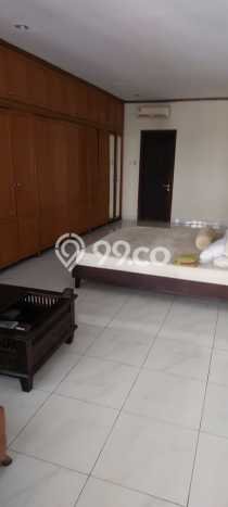 Siap Huni Rumah Mewah 4 Kamar di Kebayoran Baru Dekat ke Mana Saja Siap Huni Rumah Mewah 4 Kamar di Kebayoran Baru Dekat ke Mana Saja