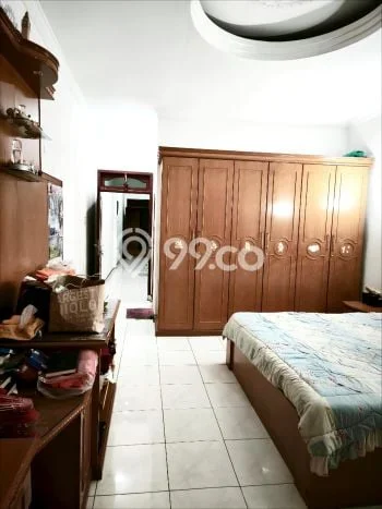LOKASI PREMIUM! Ruko di Medan Area, Luas 224m2m², Lokasi Niaga LOKASI PREMIUM! Ruko di Medan Area, Luas 224m2m², Lokasi Niaga