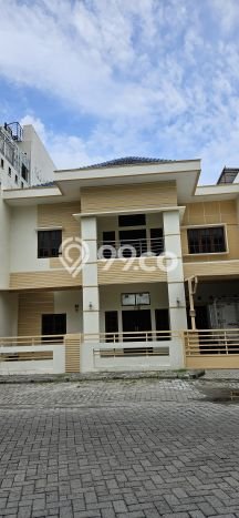 Vila di Percut Sei Tuan, Area 300m2m², Lokasi Strategis Vila di Percut Sei Tuan, Area 300m2m², Lokasi Strategis
