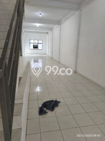 Area Strategis! Disewakan Ruko Lokasi Medan Kota, Medan Cocok untuk Bisnis Area Strategis! Disewakan Ruko Lokasi Medan Kota, Medan Cocok untuk Bisnis