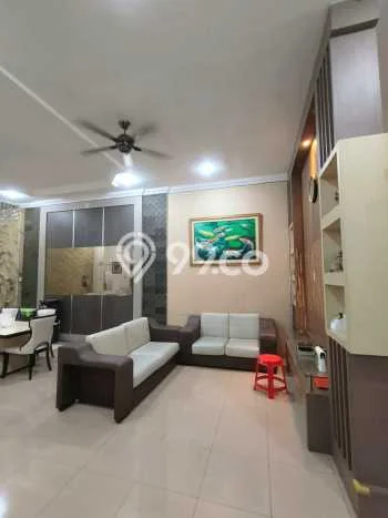 Rumah Berkualitas area Medan Barat, Medan, LT 160m2m² Bangunan 256m2m² - HARGA NEGO! Rumah Berkualitas area Medan Barat, Medan, LT 160m2m² Bangunan 256m2m² - HARGA NEGO!