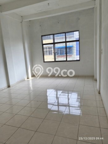 Area Strategis! Disewakan Ruko Lokasi Medan Kota, Medan Cocok untuk Bisnis Area Strategis! Disewakan Ruko Lokasi Medan Kota, Medan Cocok untuk Bisnis
