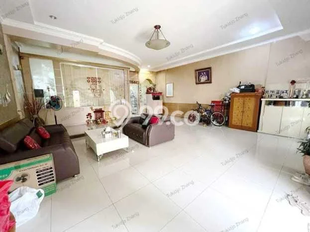 Rumah Mewah Siap Huni LT 260m2 di Medan Barat, Medan Rumah Mewah Siap Huni LT 260m2 di Medan Barat, Medan