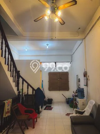 Rumah EXCLUSIVE area Medan Area, Medan, Luas 64m2m² LB 192m2m² KESEMPATAN TERBATAS! Rumah EXCLUSIVE area Medan Area, Medan, Luas 64m2m² LB 192m2m² KESEMPATAN TERBATAS!