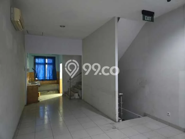 Ruko disewakan di Medan Petisah Medan dengan luas bangunan 192m2 Ruko disewakan di Medan Petisah Medan dengan luas bangunan 192m2