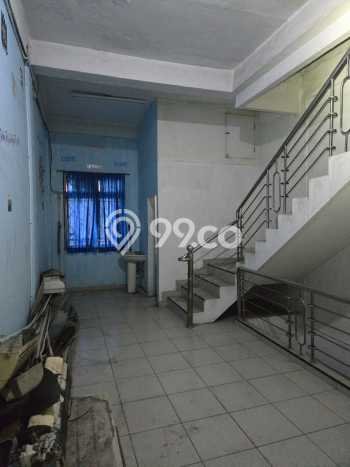 Ruko disewakan di Medan Petisah Medan dengan luas bangunan 192m2 Ruko disewakan di Medan Petisah Medan dengan luas bangunan 192m2