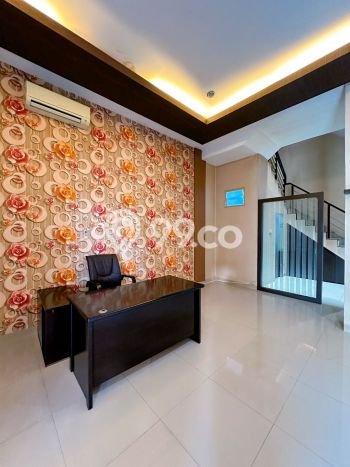 Siap Huni Rumah Mewah 4 Kamar di Medan Polonia Dekat ke Mana Saja Siap Huni Rumah Mewah 4 Kamar di Medan Polonia Dekat ke Mana Saja