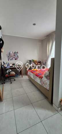 Rumah Elit Modern Siap Huni di BSD City Tangerang Rumah Elit Modern Siap Huni di BSD City Tangerang