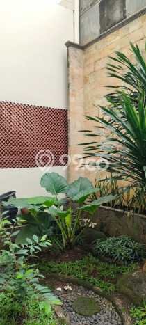 For Sale! Luxury House LT 240m2 Desain Modern di BSD Puspita Loka For Sale! Luxury House LT 240m2 Desain Modern di BSD Puspita Loka