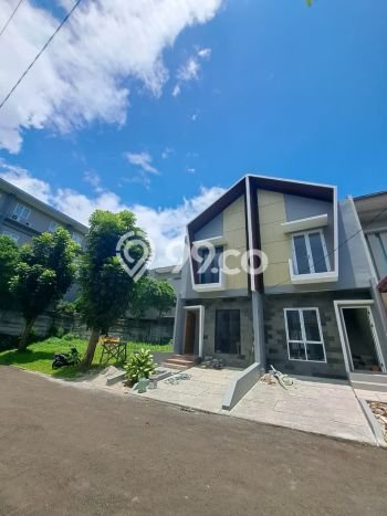 Dijual Hunian Rumah Terawat 3 KT di BSD Kencana Loka, Tangerang Dijual Hunian Rumah Terawat 3 KT di BSD Kencana Loka, Tangerang