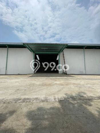 Gudang Siap Pakai Kawasan Parung, Luas 3000m2m², Kawasan Komersial Gudang Siap Pakai Kawasan Parung, Luas 3000m2m², Kawasan Komersial