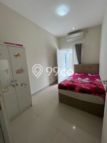 For Sale Rumah 3 Kamar Lokasi Strategis Bagus dan Strategis di Serpong For Sale Rumah 3 Kamar Lokasi Strategis Bagus dan Strategis di Serpong