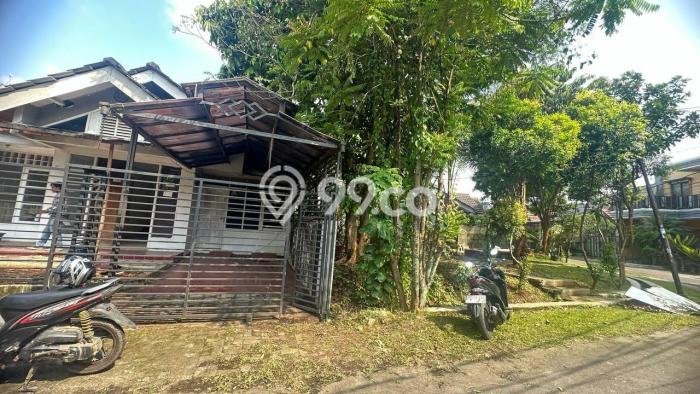 For Sale Hunian Rumah Nyaman 7 KT di BSD City, Tangerang For Sale Hunian Rumah Nyaman 7 KT di BSD City, Tangerang