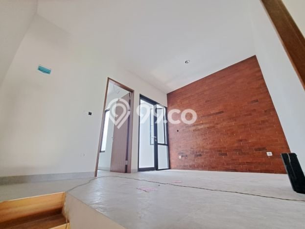 Dijual Hunian Rumah Terawat 3 KT di BSD Kencana Loka, Tangerang Dijual Hunian Rumah Terawat 3 KT di BSD Kencana Loka, Tangerang