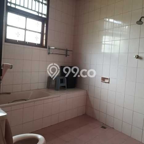 Rumah Kost Dijual di Pesanggrahan, Jakarta Selatan, Spesifikasi 18 KT, 11 KM, 1000m2 Rumah Kost Dijual di Pesanggrahan, Jakarta Selatan, Spesifikasi 18 KT, 11 KM, 1000m2