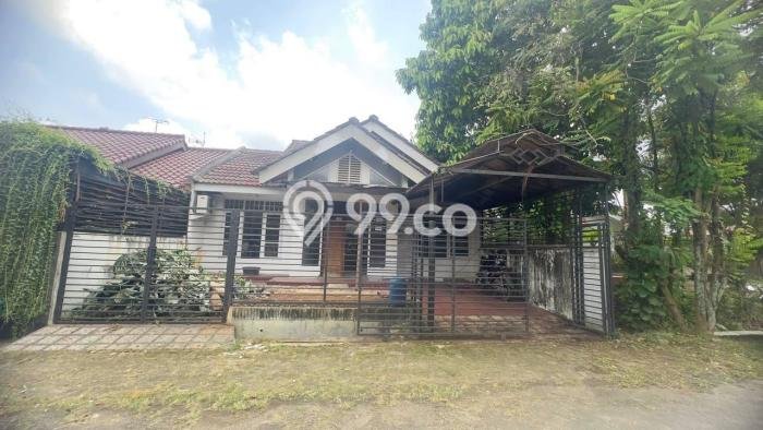 For Sale Hunian Rumah Nyaman 7 KT di BSD City, Tangerang For Sale Hunian Rumah Nyaman 7 KT di BSD City, Tangerang
