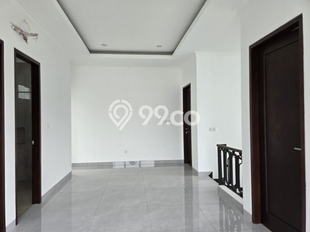 Jual Rumah Mewah Elegan Dengan View Cantik di BSD City, Tangerang Jual Rumah Mewah Elegan Dengan View Cantik di BSD City, Tangerang