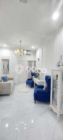 Rumah Elit Modern Siap Huni di BSD City Tangerang Rumah Elit Modern Siap Huni di BSD City Tangerang